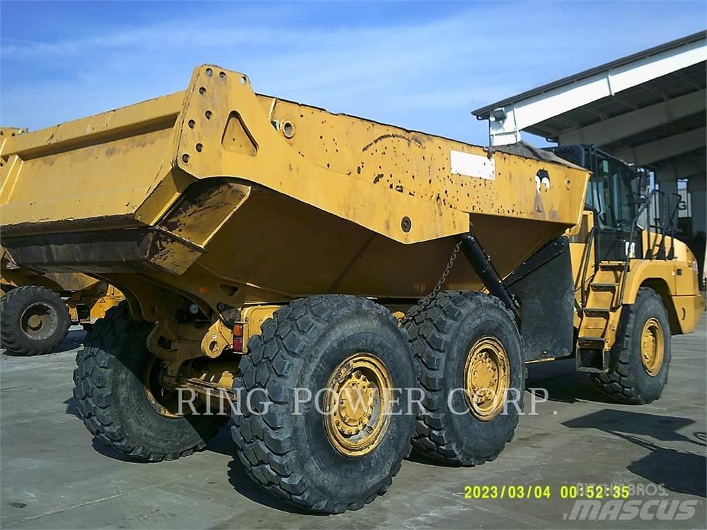 CAT 730WW Tartályos teherautók