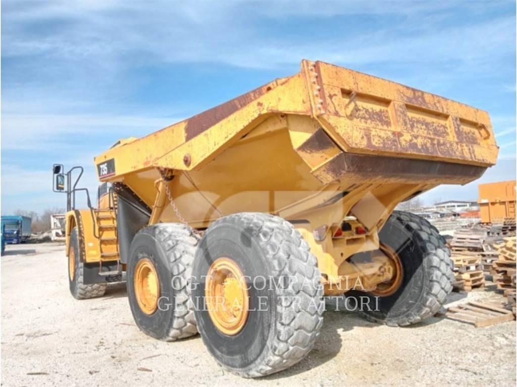 CAT 735 Csuklósdömperek