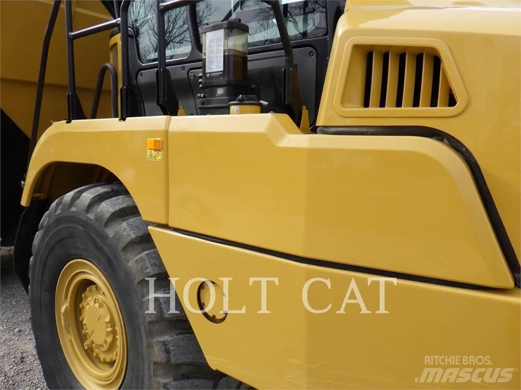 CAT 735 Csuklósdömperek
