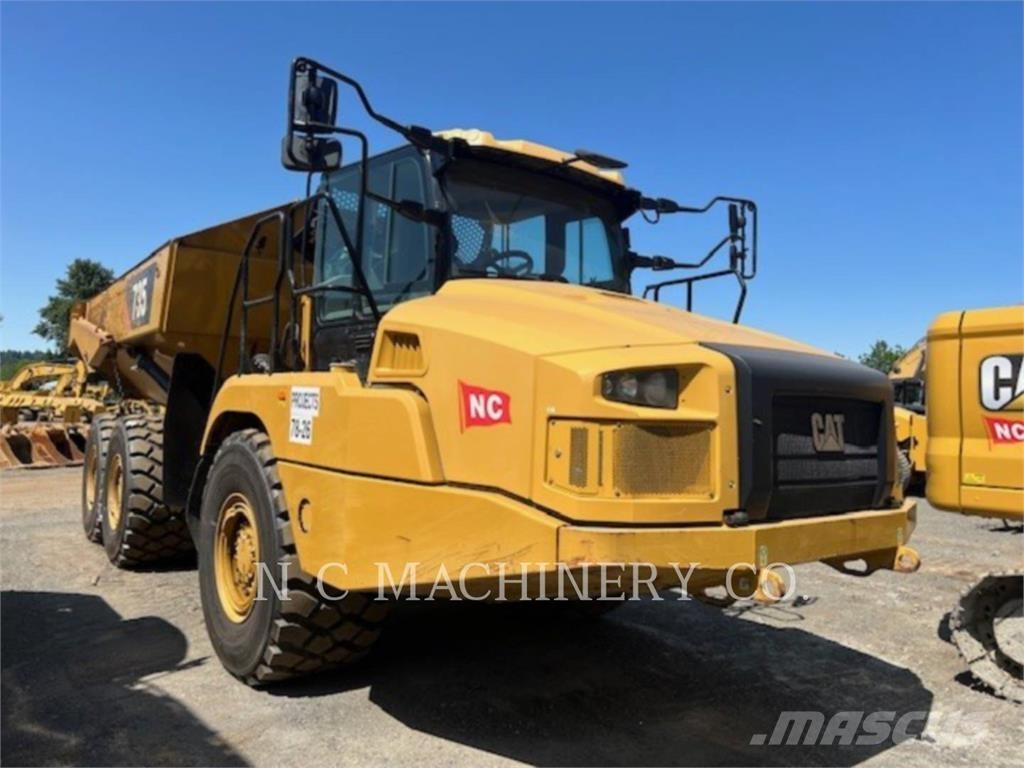 CAT 735 Csuklósdömperek