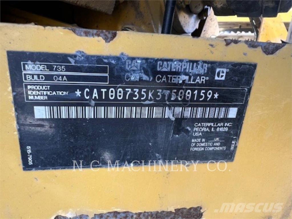 CAT 735 Csuklósdömperek