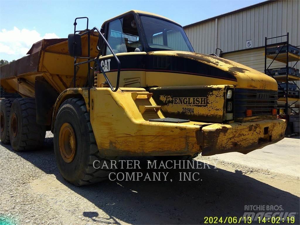 CAT 740 Csuklósdömperek