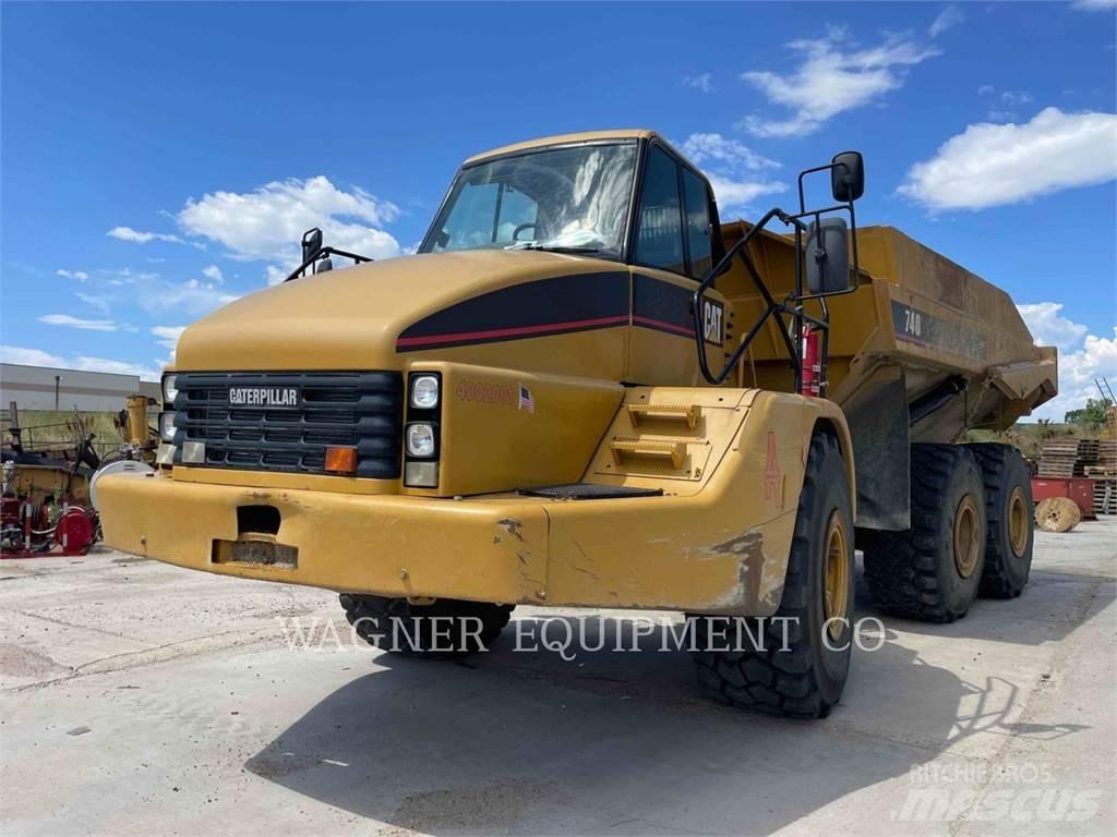 CAT 740 Csuklósdömperek