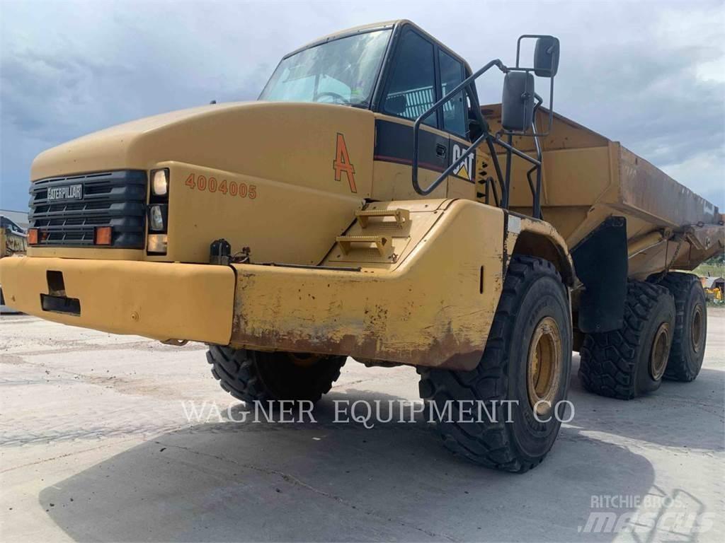 CAT 740 Csuklósdömperek