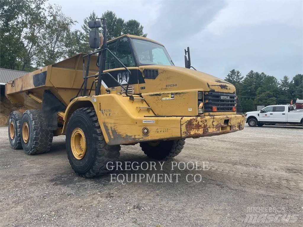 CAT 740 Csuklósdömperek