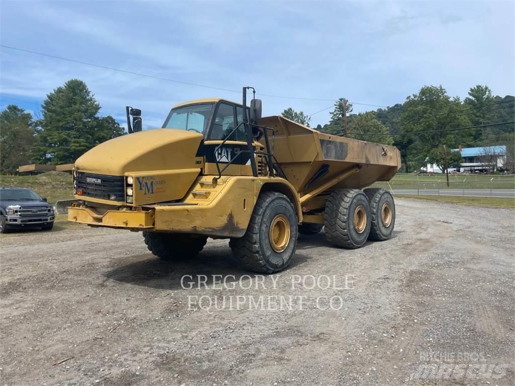 CAT 740 Csuklósdömperek