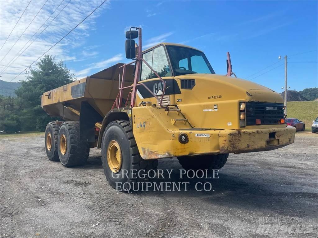 CAT 740 Csuklósdömperek