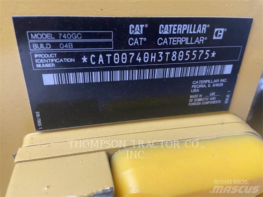 CAT 740 GC Csuklósdömperek