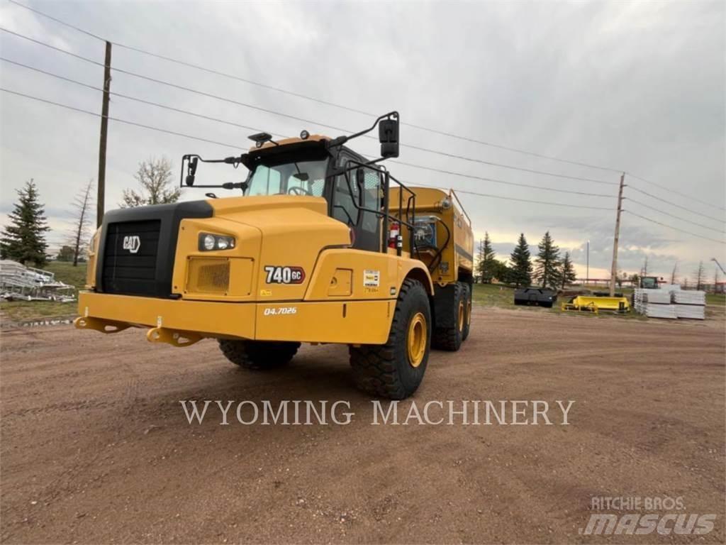 CAT 740 GC Csuklósdömperek