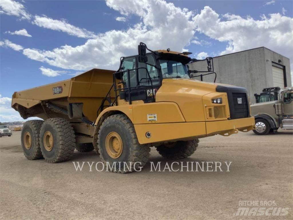 CAT 740 GC Csuklósdömperek