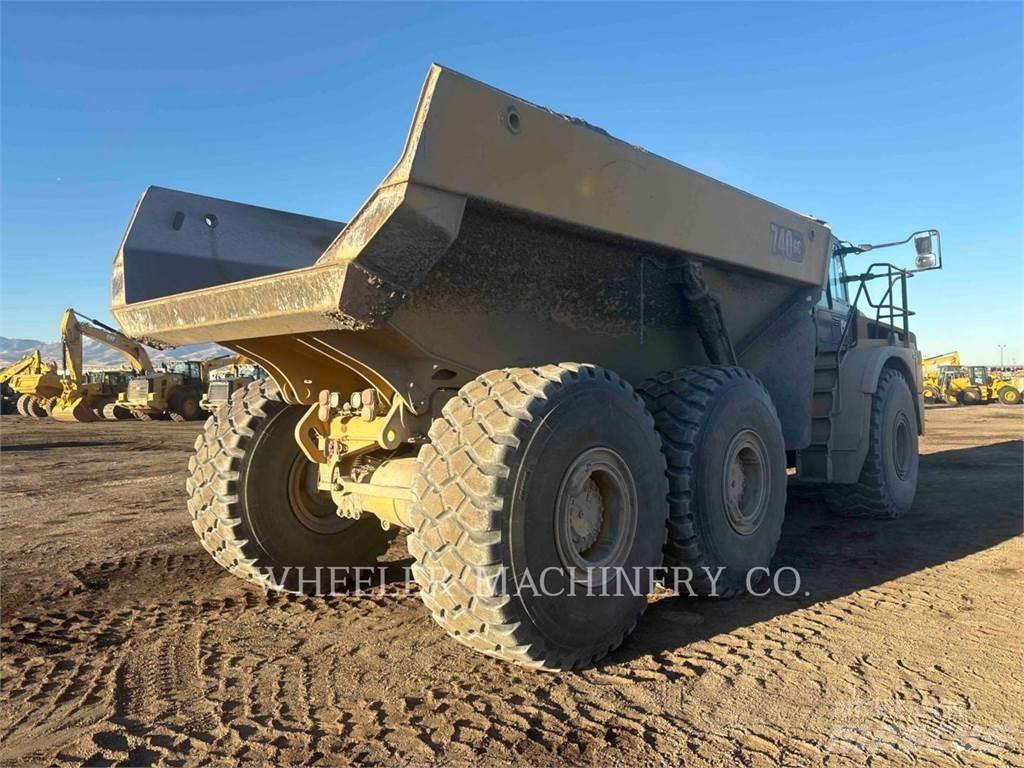 CAT 740 GC Csuklósdömperek