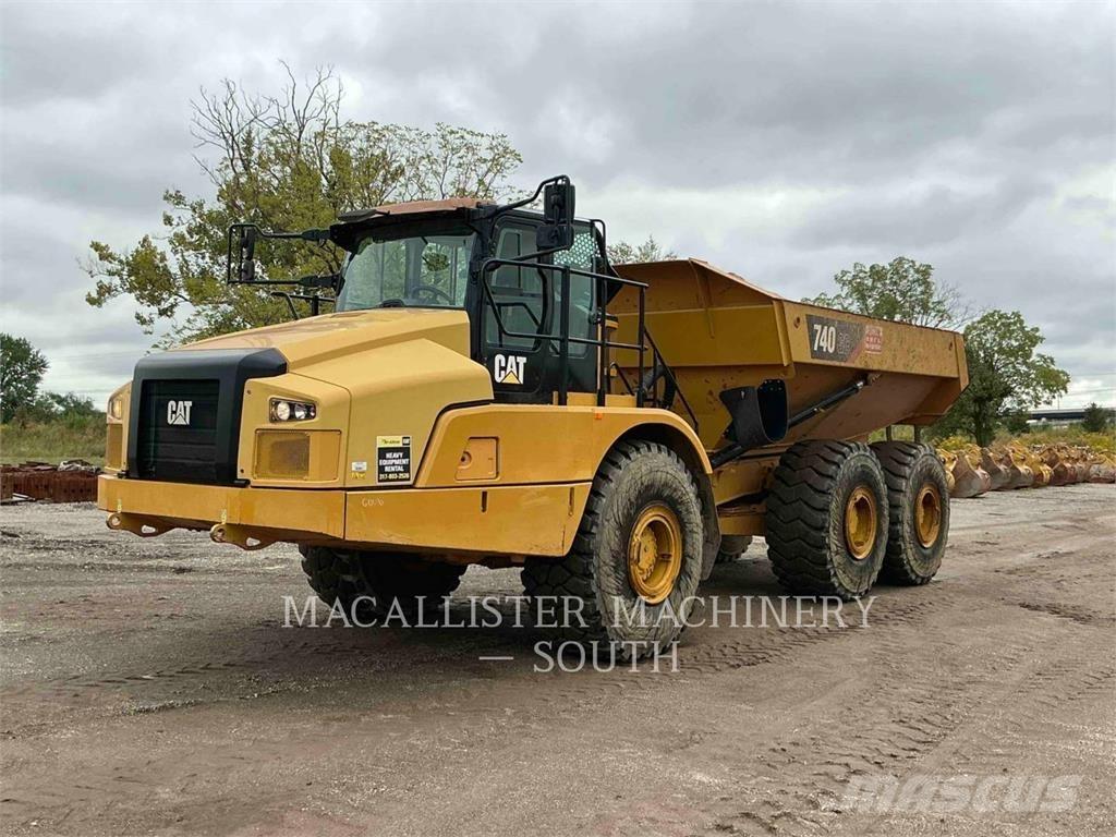 CAT 740 GC Csuklósdömperek
