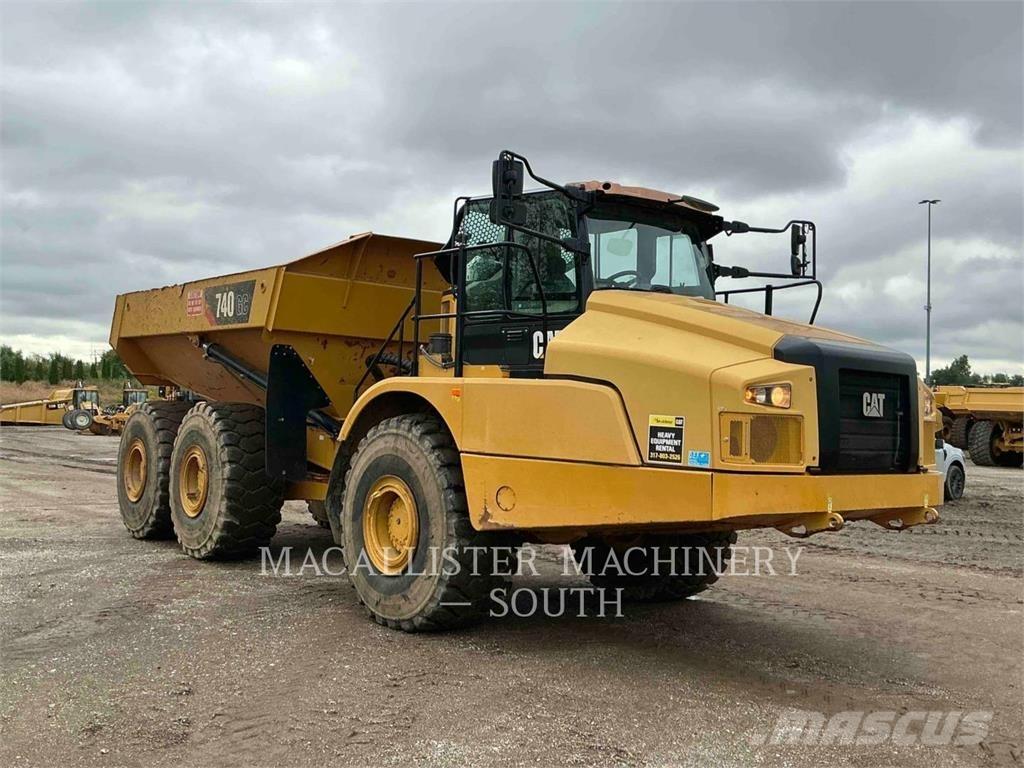 CAT 740 GC Csuklósdömperek