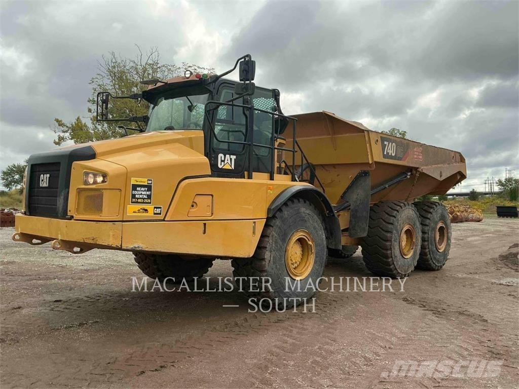 CAT 740 GC Csuklósdömperek