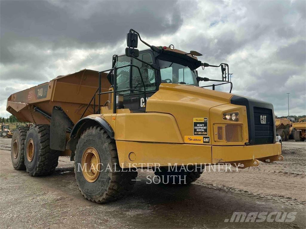 CAT 740 GC Csuklósdömperek