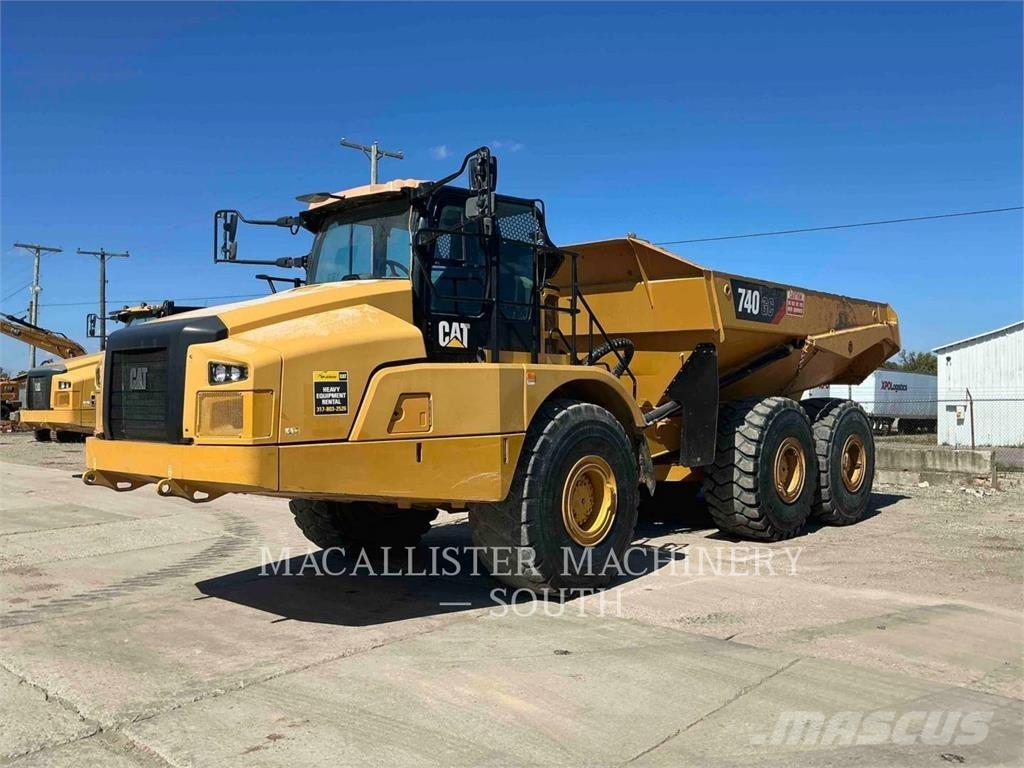 CAT 740 GC Csuklósdömperek