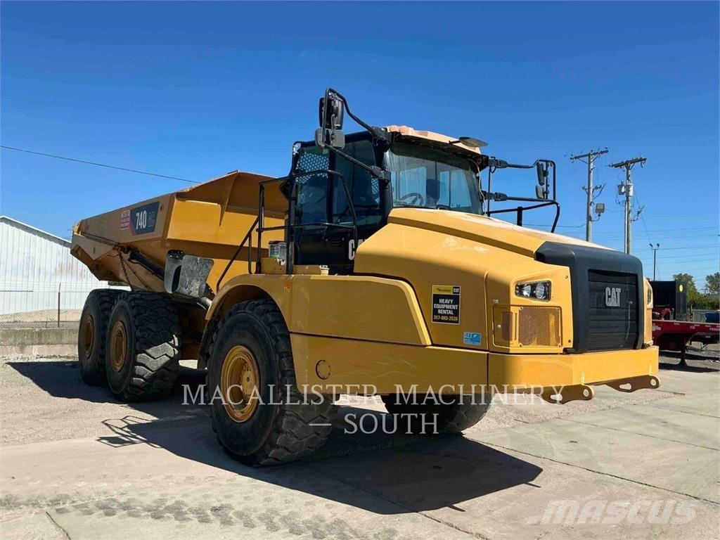 CAT 740 GC Csuklósdömperek