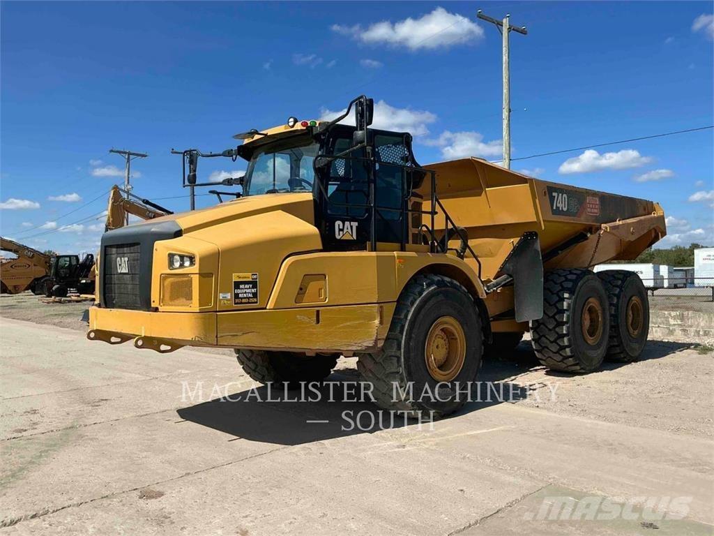 CAT 740 GC Csuklósdömperek