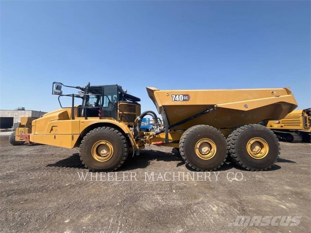 CAT 740 GC TG Csuklósdömperek