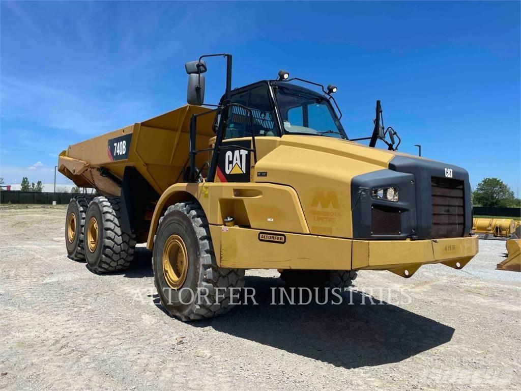 CAT 740B Csuklósdömperek