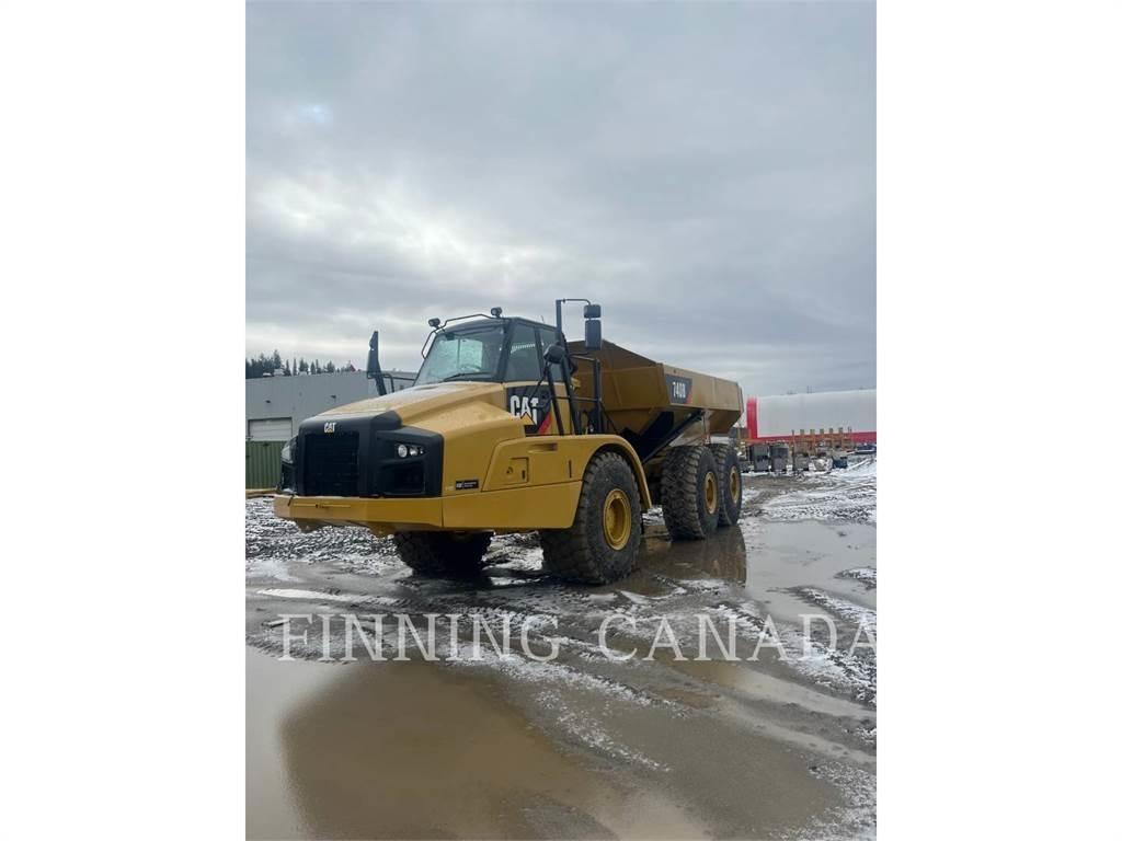 CAT 740B Csuklósdömperek