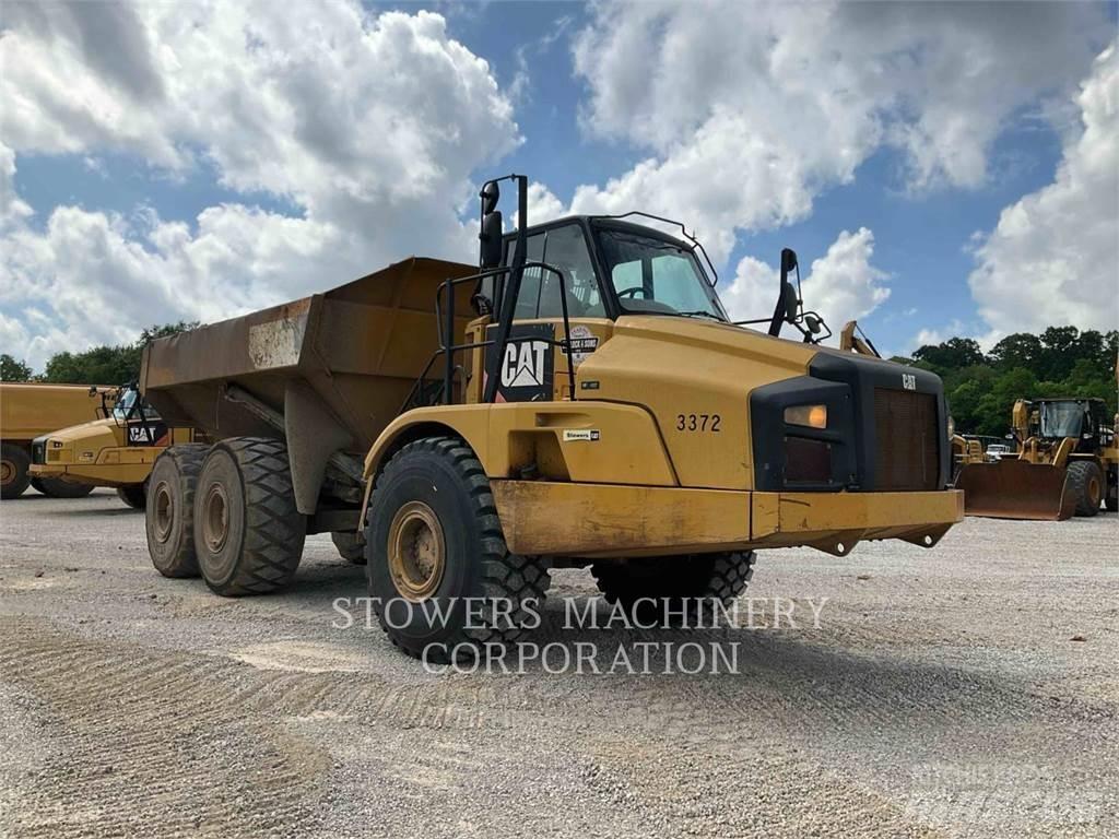 CAT 740B Csuklósdömperek