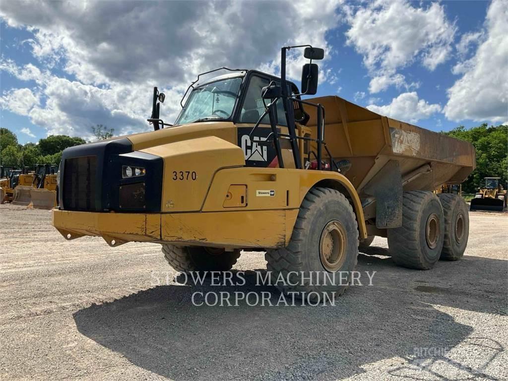 CAT 740B Csuklósdömperek