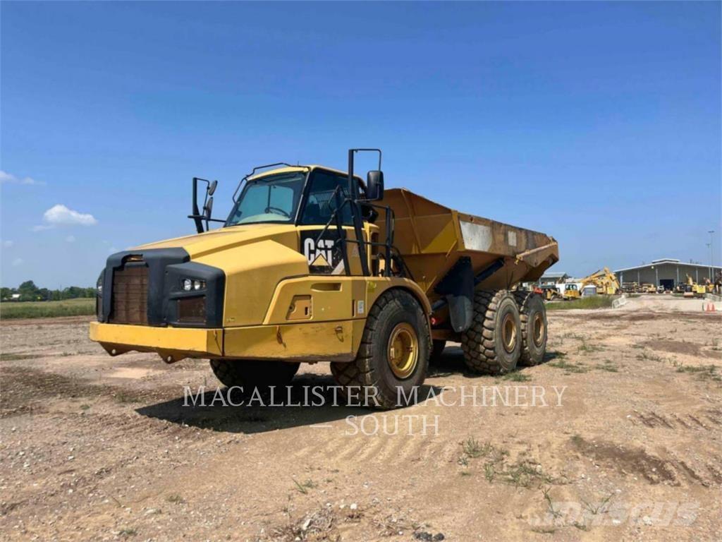 CAT 740B Csuklósdömperek