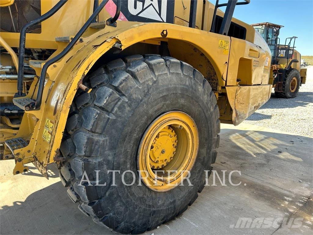 CAT 740B Csuklósdömperek