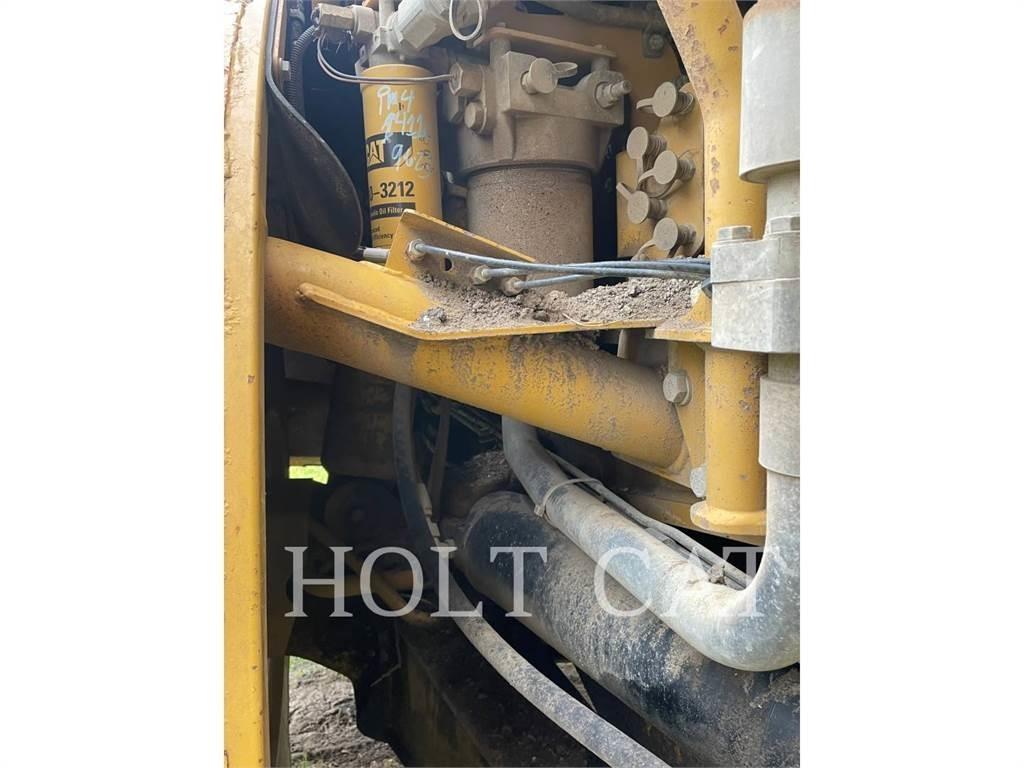 CAT 740BEJ Csuklósdömperek