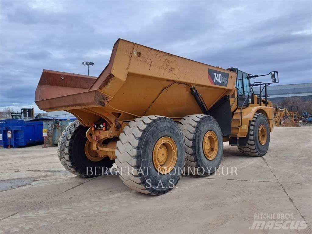 CAT 740GC Csuklósdömperek