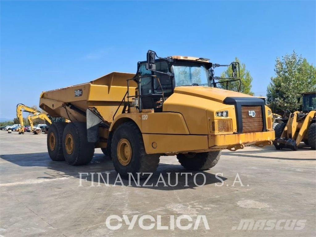 CAT 740GC Csuklósdömperek
