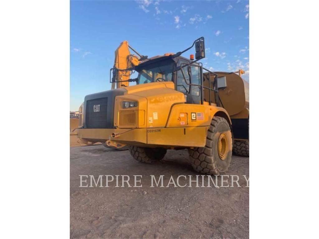 CAT 740GC WT Vízszállító teherautók