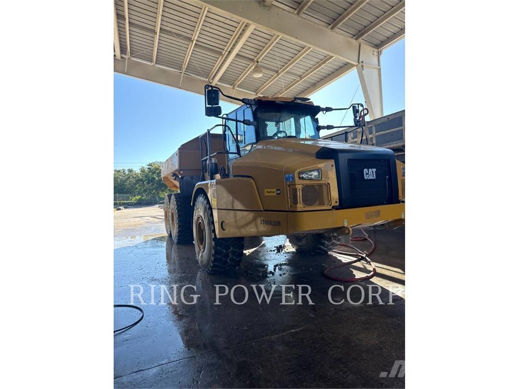 CAT 740WW Tartályos teherautók