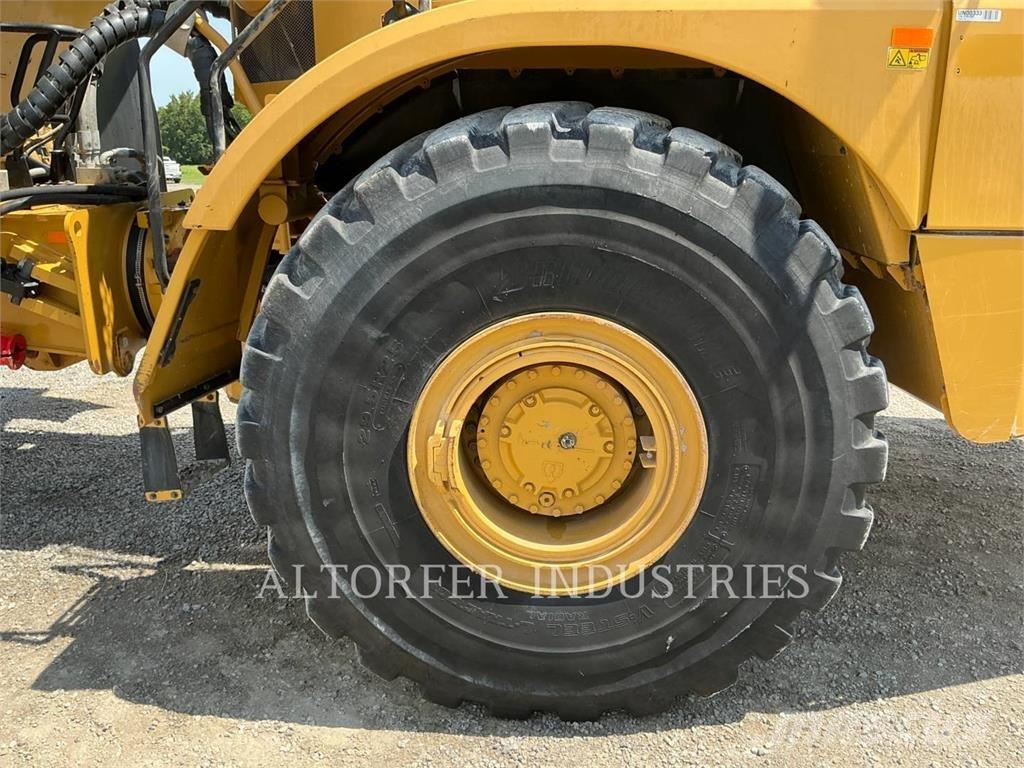CAT 745 Csuklósdömperek