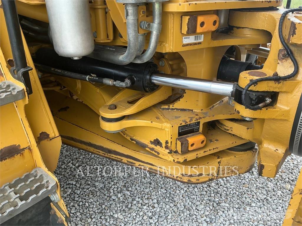 CAT 745 Csuklósdömperek