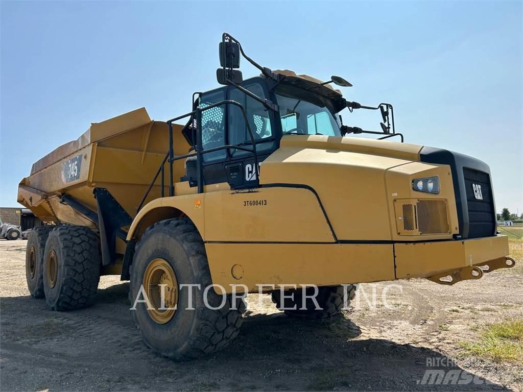 CAT 745 Csuklósdömperek
