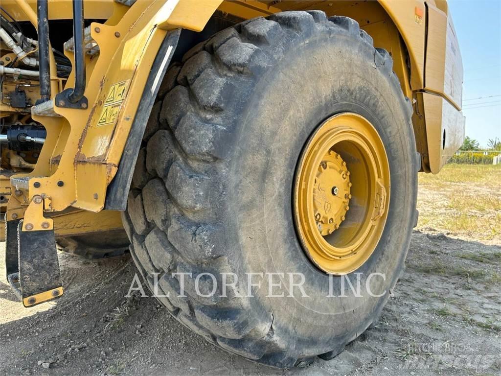 CAT 745 Csuklósdömperek
