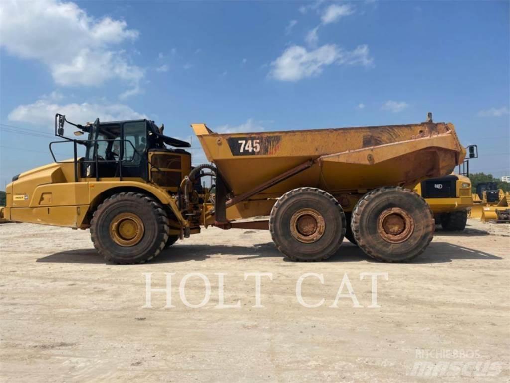 CAT 745 Csuklósdömperek