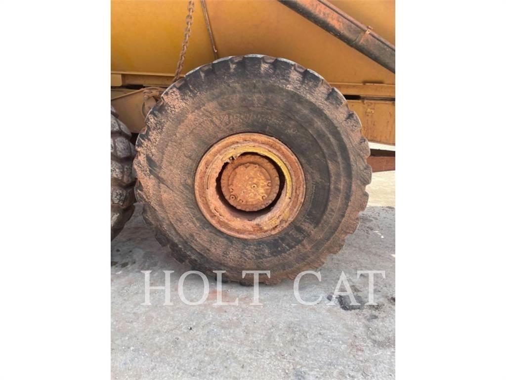 CAT 745 Csuklósdömperek