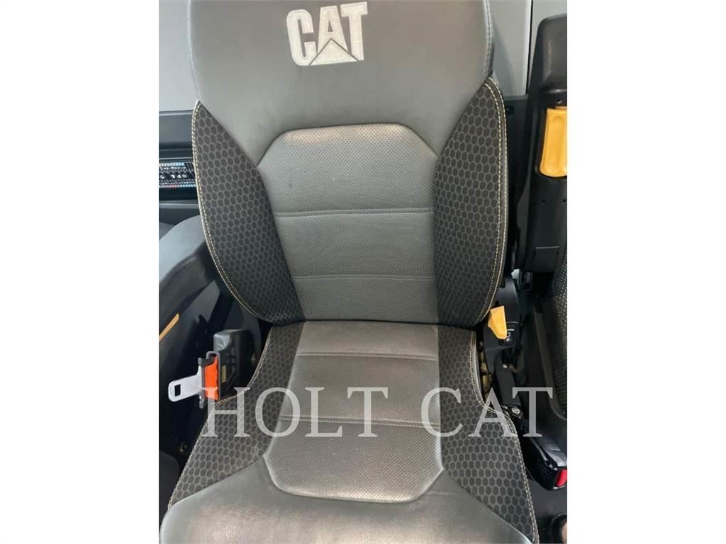 CAT 745 Csuklósdömperek