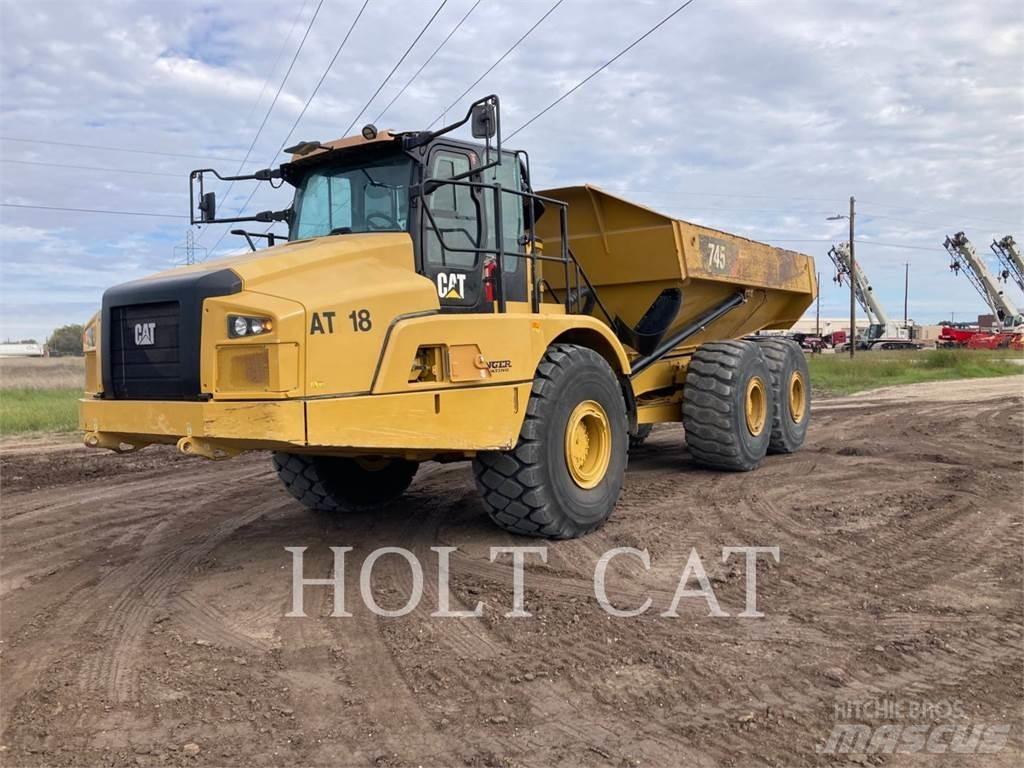 CAT 745 Csuklósdömperek