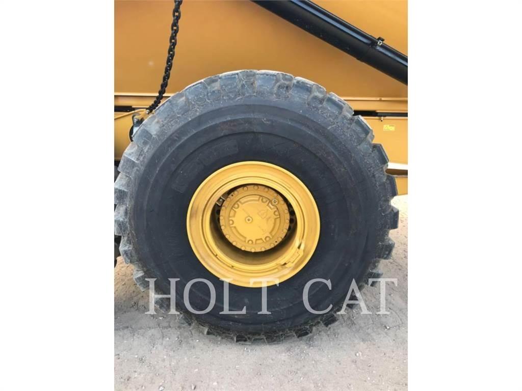 CAT 745 Csuklósdömperek