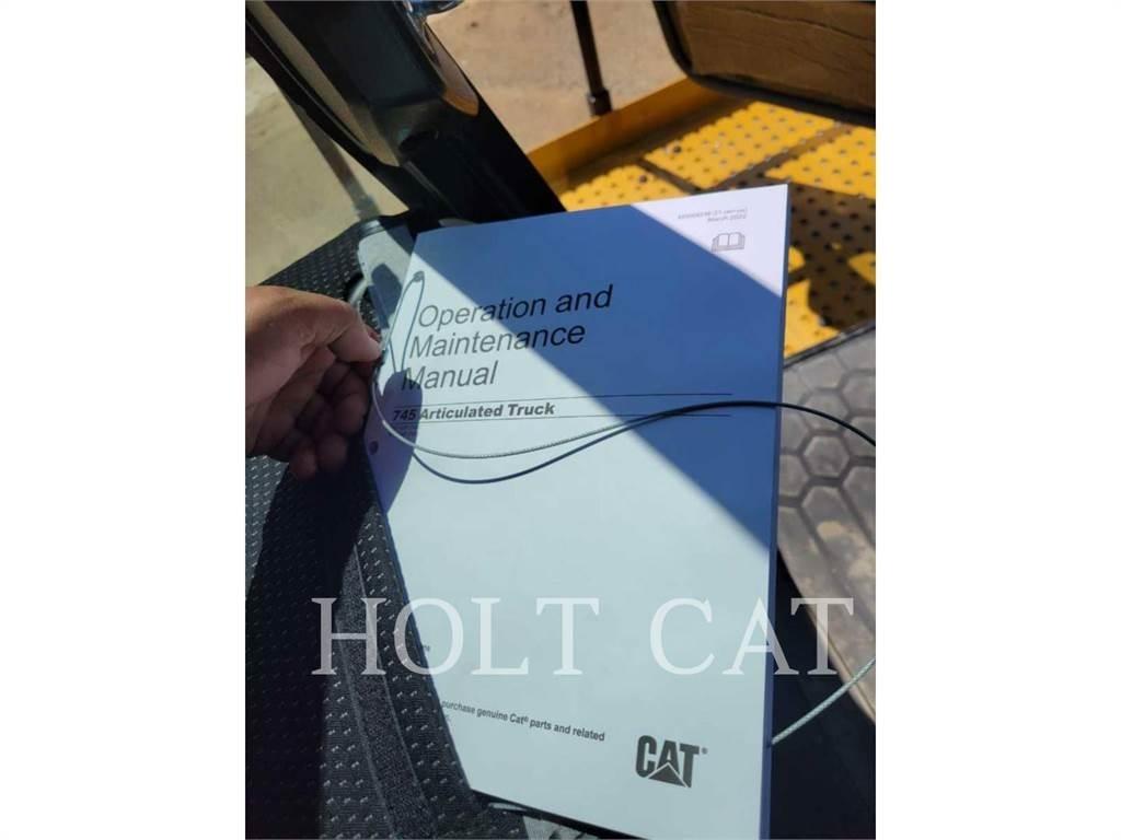 CAT 745 Csuklósdömperek