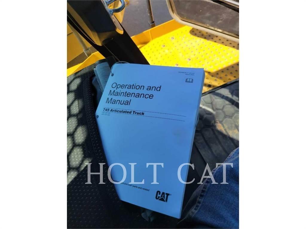CAT 745 Csuklósdömperek