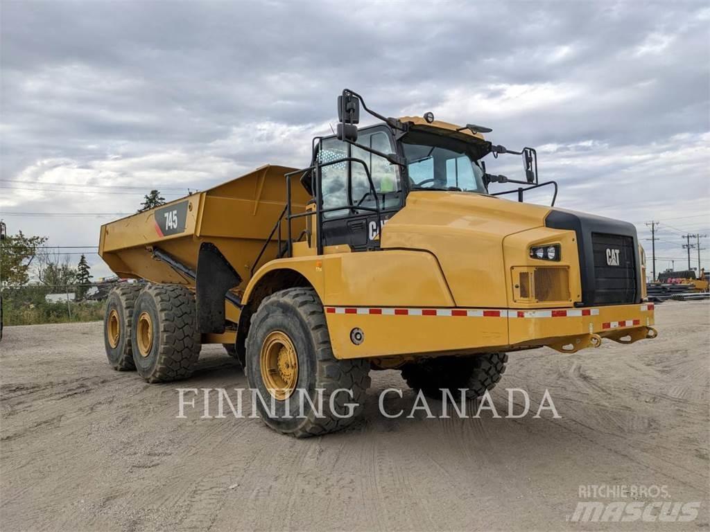 CAT 745 Csuklósdömperek
