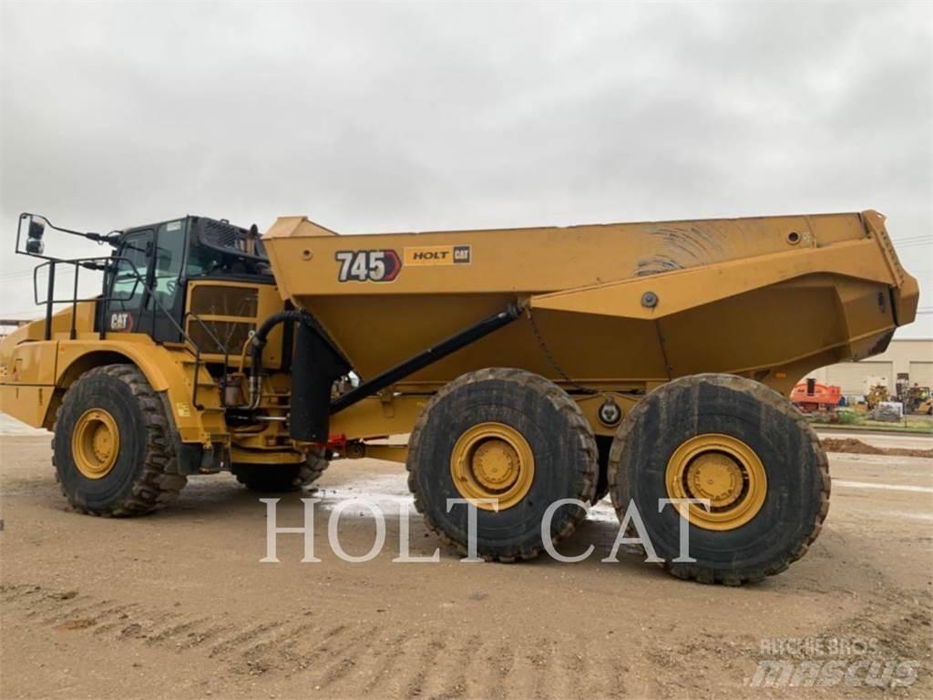 CAT 745 Csuklósdömperek