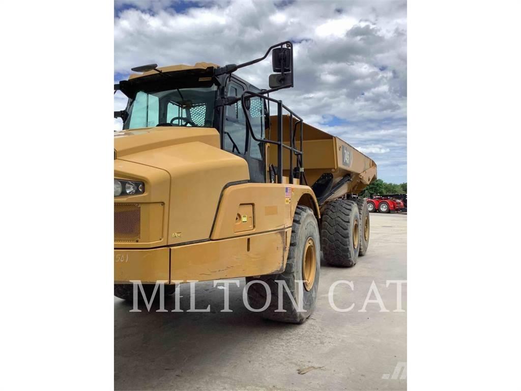 CAT 745 Csuklósdömperek