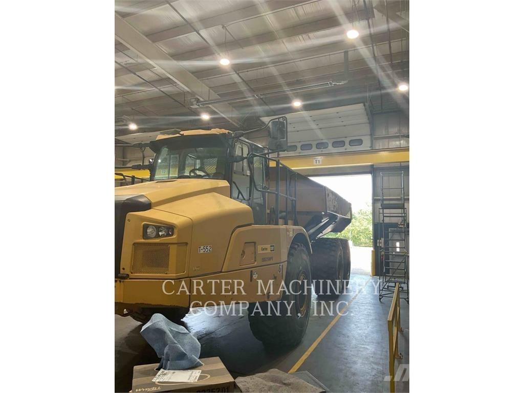 CAT 745 Csuklósdömperek