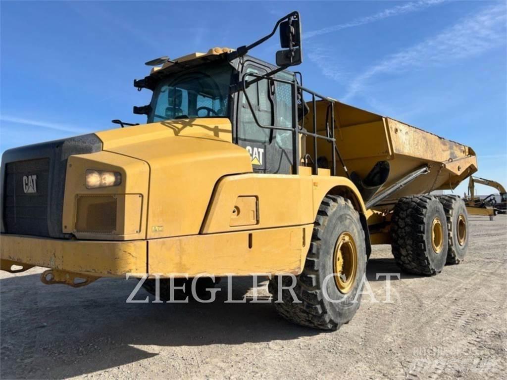 CAT 745 Csuklósdömperek